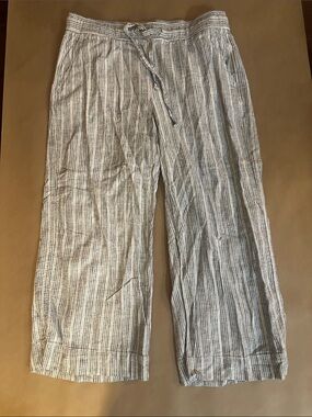 GAP Women's Wide Leg Linen-Blend Pants in White and Gray Stripes